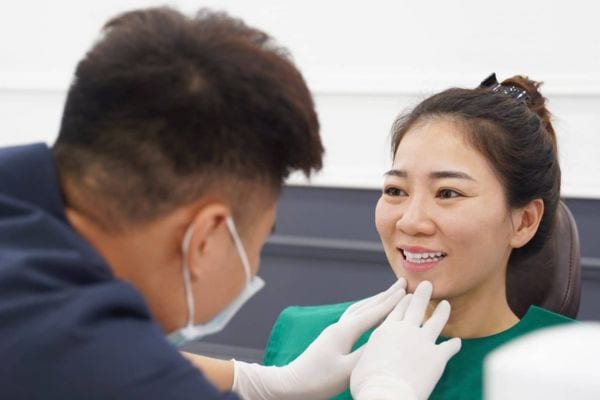 Dentos là một trong những đơn vị tiên phong trên thị trường sử dụng công nghệ cấy ghép implant tiên tiến